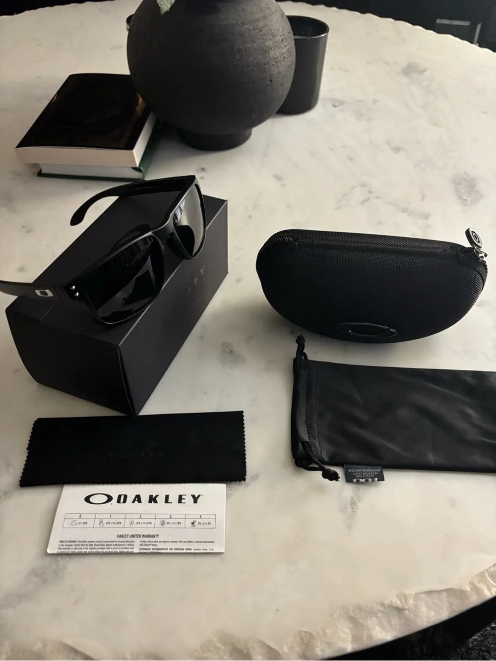 Oakley holbrook timeless
